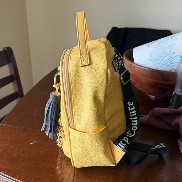 Juicy 💛 Backpack - Picture 3 of 10